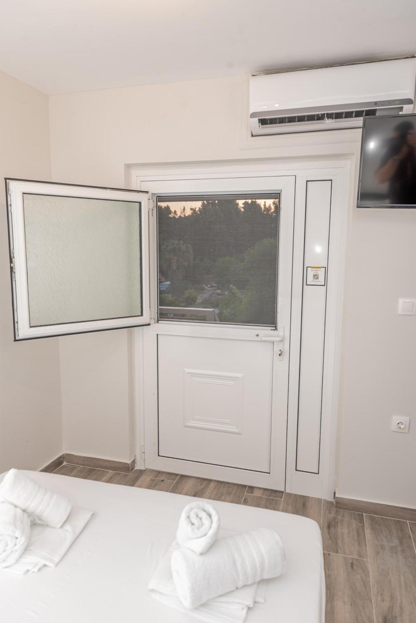 Medusa Rooms Kallithea  Экстерьер фото